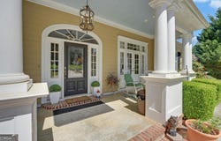 227 Capri Drive, Hartwell, GA 30643