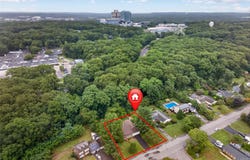 51 Hastings Drive, Stony Brook, NY 11790