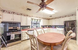 917 Caroline St, Thibodaux, LA 70301