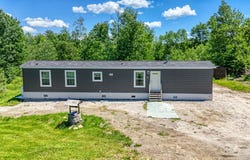 19 Swan Road, New Sharon, ME 04955