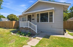 814 N DEARBORN, Augusta, KS 67010