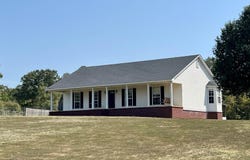 204 BUMBLE BEE, Glenwood, AR 71943