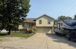 508 10th St, Valley Falls, KS 66088