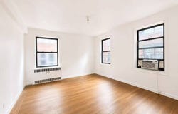 33-38 Parsons Blvd, Flushing, NY 11354