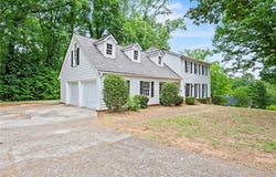 602 Commanche Drive, Macon, GA 31210