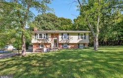 7473 ROBIN Road, LA PLATA, MD 20646