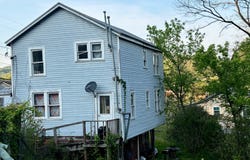 4/6 Whiting Ave, Glenville, WV 26351
