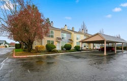7113 NE 43RD St, Vancouver, WA 98661