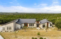 1306 Lipan Apache Run, Blanco, TX 78606