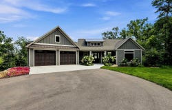 57 Stony Point, GALENA, IL 61036
