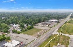 4403 Davison Road, Burton, MI 48509