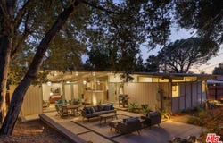 2035 Skyview Dr, Altadena, CA 91001