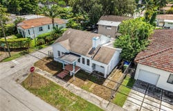 2100 SW 25th St, Miami, FL 33133