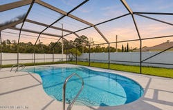 38 E DIAMOND Drive, Palm Coast, FL 32164