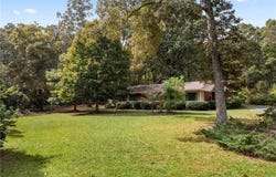 79 Floyd Road SW, Cartersville, GA 30120