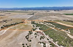 22 Martinez Road, Lockwood, CA 93932