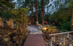 1065 S Shasta Avenue, Eagle Point, OR 97524
