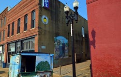 205 N Market St., PARIS, TN 38242