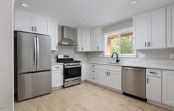 5955 Balboa Avenue, Gleneden Beach, OR 97388