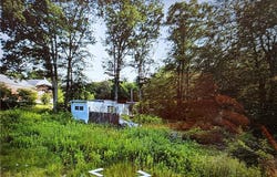 10 Mail Road, Exeter, RI 02822