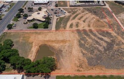N Main, Andrews, TX 79714