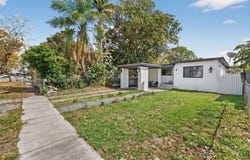 440 E 37th St, Hialeah, FL 33013