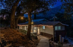 947 N Glendora Avenue, Glendora, CA 91741