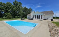17619 E Angling Road, Mt Vernon, IL 62864