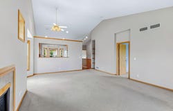 536 Holly Lane N, Oakdale, MN 55128