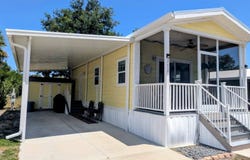 2206 Chaney Dr, Ruskin, FL 33570