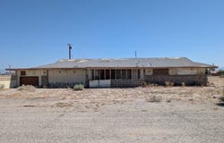 1038 Seaview Avenue, Thermal, CA 92274