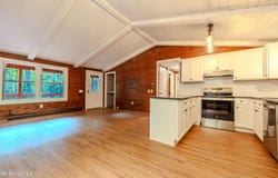 859 Moberg Rd, Becket, MA 01223
