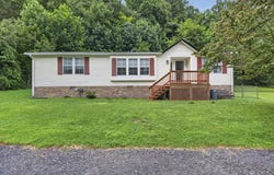 1530 Highway 16, Marion, VA 24354
