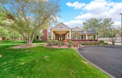 213 GLENGARRY Drive, Bloomingdale, IL 60108