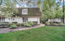 1326 Camellia Drive, Munster, IN 46321