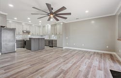 202 N Avenue D, Clifton, TX 76634