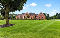 10 Maacka Drive, Holmdel, NJ 07733