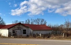 11990 Highway N, Orrick, MO 64077