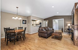 1190 Black Oaks Lane N, Plymouth, MN 55447