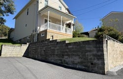 2010 Price Street, Scranton, PA 18504