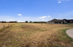 1108 Beginnings Drive, Granbury, TX 76049