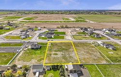 3738 N 2469 E, Twin Falls, ID 83301