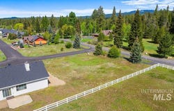 1119 Swanie Way, McCall, ID 83638