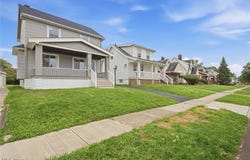 5171 Thomas Street, Maple Heights, OH 44137