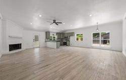 229 Crockett Lane, Hewitt, TX 76643