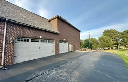 188 Lakeside Drive, Benton, KY 42025