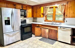 44 Coventry Road, Bristol, CT 06010
