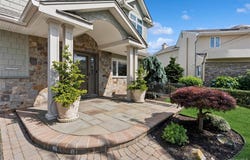2935 Bay Drive, Merrick, NY 11566