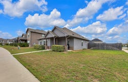 218 Oldbridge Dr, Hutto, TX 78634