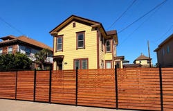 2836 Myrtle St, Oakland, CA 94608